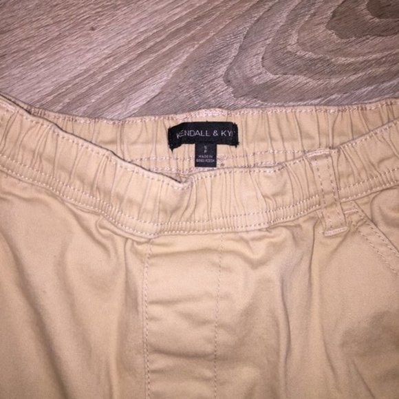 Kendall and Kylie Collection Nude Cargo Pants - Picture 3 of 6